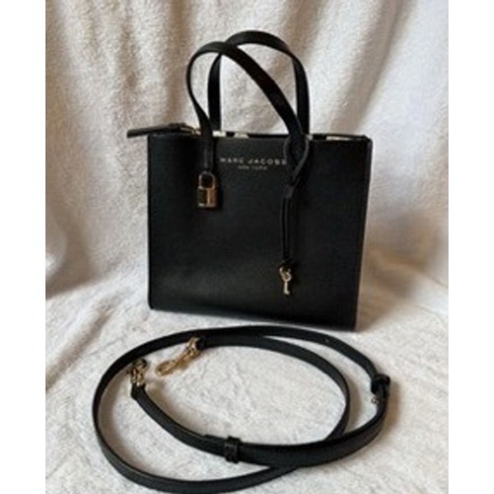 Marc Jacobs The Grind Mini Tote Bag Black Pebbled Leather Gold Hardware